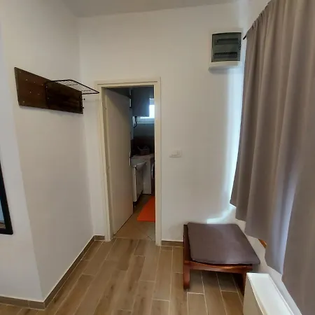 شقة Apartments Kurtov باكوشتاني