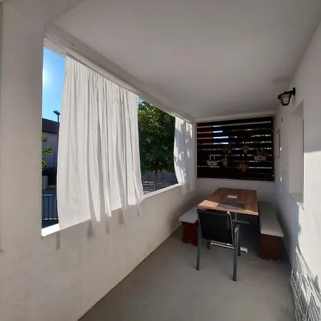 شقة Apartments Kurtov *