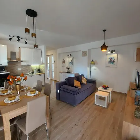 Apartment Apartments Kurtov Pakoštane